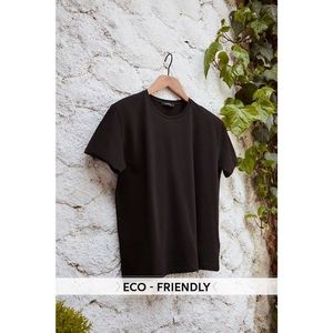 Trendyol Black 100% Organic Cotton Semi-Fitted Knitted Shirt vyobraziť