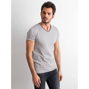 Men´s white and gray striped t-shirt vyobraziť