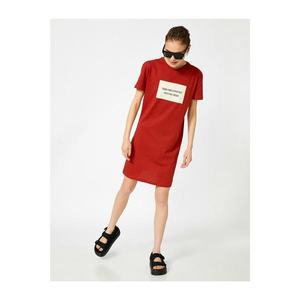Koton Women's Red Slogan Dress Crew Neck Short Sleeve Cotton vyobraziť