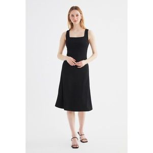 Trendyol Black Square Neck Midi Knitted Dress vyobraziť