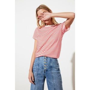 Trendyol Red Striped Basic Knitted T-Shirt vyobraziť