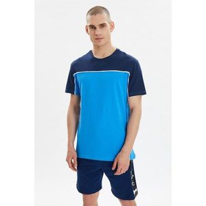 Trendyol Navy Blue Men's Regular Fit Crew Neck Paneled T-Shirt vyobraziť