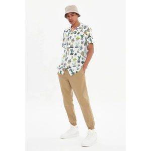 Trendyol Multicolored Men's Regular Fit Flannel Neck Short Sleeve Shirt vyobraziť