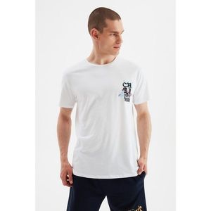 Trendyol White Men's Short Sleeve Regular Fit Printed T-Shirt vyobraziť