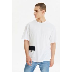 Trendyol White Men's Oversized Short Sleeve T-Shirt vyobraziť