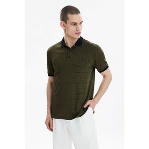 Trendyol Khaki Men's Regular Fit Short Sleeve Polo Neck T-shirt vyobraziť