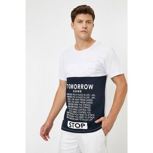 Koton Men's White Desıgn T-Shirt vyobraziť