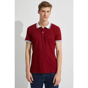 Koton Men's Claret Red T-Shirt vyobraziť