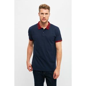 Trendyol Navy Blue Men's Slim Fit Polo Neck T-shirt vyobraziť