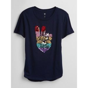 GAP Dětské tričko flippy sequin graphic t-shirt vyobraziť