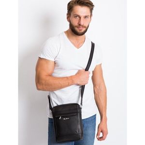 Men´s black leather shoulder bag vyobraziť