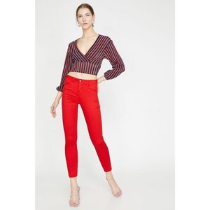 Koton Women's Red Normal Waist Pocket Detail Tight Cut Pants vyobraziť