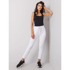 White cotton sweatpants vyobraziť