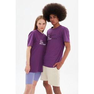 Trendyol Purple Unisex Regular Fit T-Shirt vyobraziť