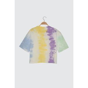 Trendyol Multi Color Batik Pattern Printed Loose Crop Knitted T-Shirt vyobraziť