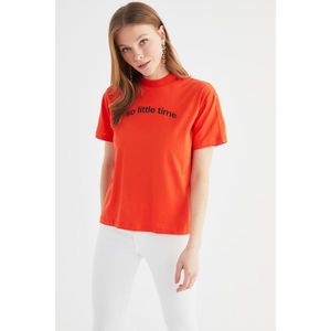 Trendyol Red Stand Collar Knitted T-Shirt vyobraziť