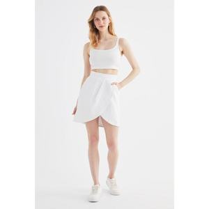 Trendyol White Asymmetric Closure Denim Skirt vyobraziť
