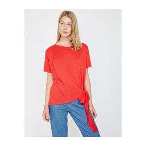 Koton Women's Red Short Sleeve Crew Neck T-Shirt vyobraziť
