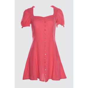 Trendyol Fuchsia Button Detailed Beach Dress vyobraziť