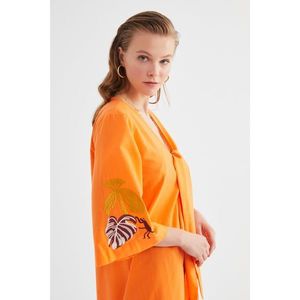 Trendyol Orange Embroidery Detailed Kimono & Kaftan vyobraziť