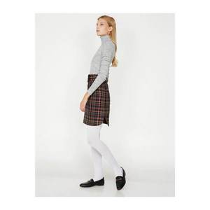 Koton Women's Burgundy Normal Waist Belt Detailed Pocket Detailed Mini Skirt vyobraziť