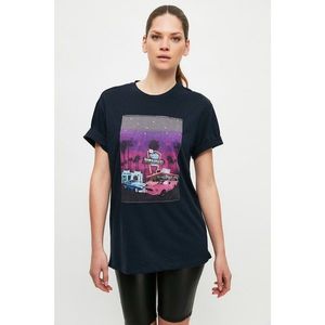 Trendyol Navy Blue Boyfriend Printed Knitted T-Shirt vyobraziť