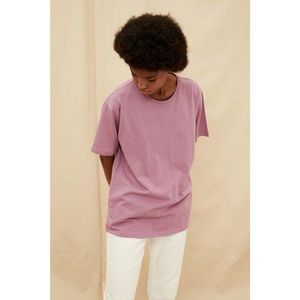 Trendyol Purple 100% Organic Cotton Boyfriend Back Printed Knitted T-Shirt vyobraziť