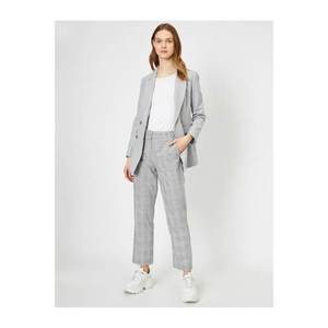 Koton Plaid Patterned Straight Cut Trousers With Belt Detail vyobraziť
