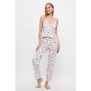 Trendyol White Cherry Patterned Knitted Pajamas Set vyobraziť