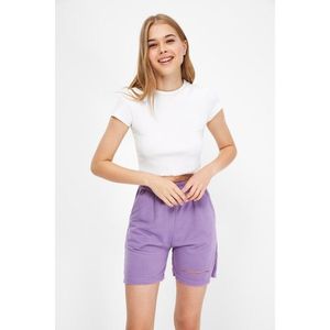 Trendyol Lilac Cut Out Detailed Knitted Shorts & Bermuda vyobraziť