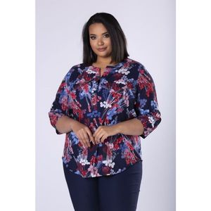 Patterned blouse in a shirt cut with buttons and a pocket on the bust vyobraziť