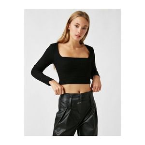 Koton Women's Black Long Sleeve Crop Top vyobraziť