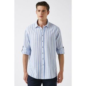 Koton Men's White Striped Shirt vyobraziť