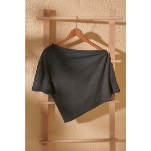 Trendyol Anthracite Single Sleeve Knitted Blouse vyobraziť