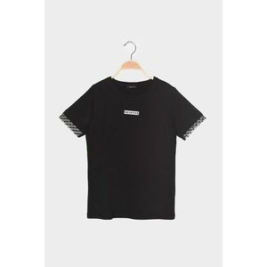 Trendyol Black Printed Boyfriend Knitted T-Shirt vyobraziť