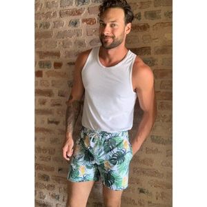 Trendyol Multicolored Men's Tropical Print Swim Shorts vyobraziť