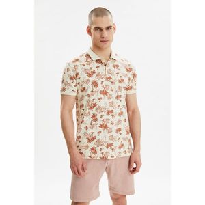 Trendyol Ecru Men's Regular Fit Short Sleeve Polo Neck T-shirt vyobraziť