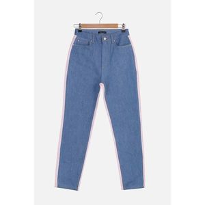 Trendyol Blue Pink Color-Blocked High Waist Mom Jeans vyobraziť