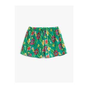 Koton Girl Green Normal Waist Floral Shorts vyobraziť