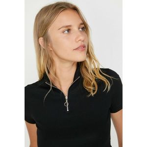 Koton Women's Black T-Shirt vyobraziť