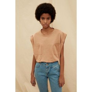 Trendyol Brown 100% Organic Cotton Pocket Detailed Knitted T-Shirt vyobraziť