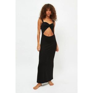 Trendyol Black Cut-Out Detailed Knitted Viscose Beach Dress vyobraziť