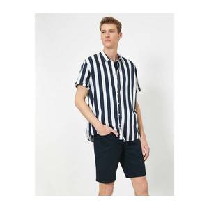 Koton Men's Navy Blue Striped Classic Collar Shirt vyobraziť