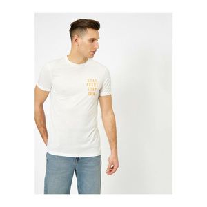 Koton Men's White Letter Printed T-Shirt vyobraziť