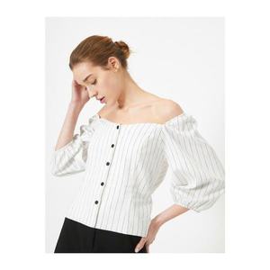 Koton Short Sleeve Striped Shirt With Open Shoulders vyobraziť