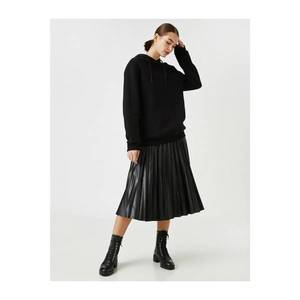 Koton Woman Black Leather Looking Pleated Midi Skirt vyobraziť