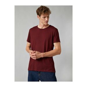 Koton Men's Burgundy T-Shirt vyobraziť