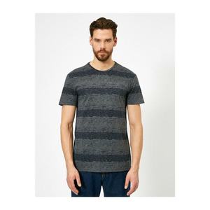 Koton Men's Navy Striped T-shirt vyobraziť