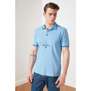 Trendyol Blue Men Slim Fit Short Sleeve Printed Polo Neck T-shirt vyobraziť