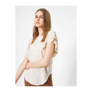 Koton Women's White Bike Collar Short Sleeve Ruffle Detail T-shirt vyobraziť